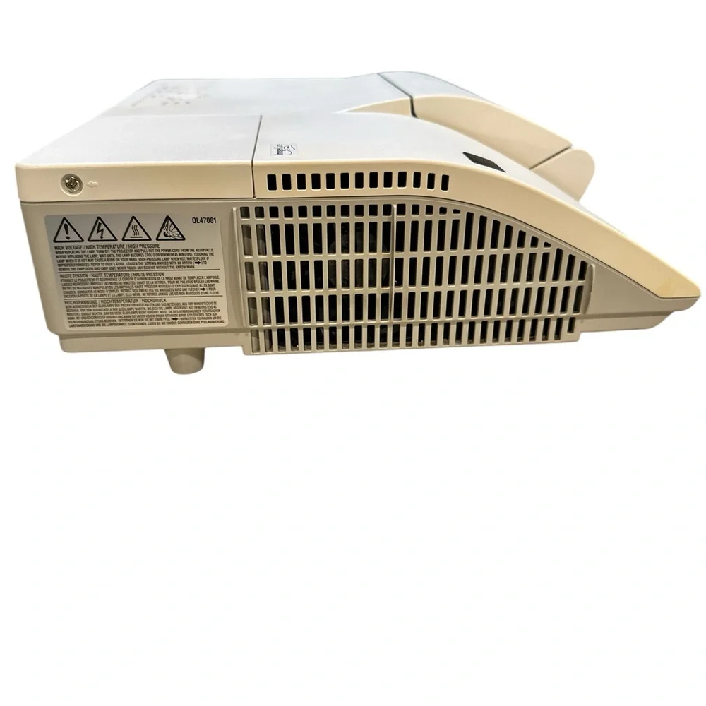Hitachi CP-A222WN Ultra Short-Throw 3LCD Projector | HDMI CABLES | Tested Sharp